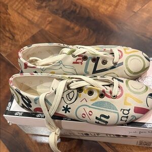 Brand New Coby Size 37 Colorful Graphic Shoes